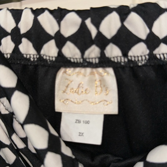 Zadie B’s skirt - Picture 3 of 3